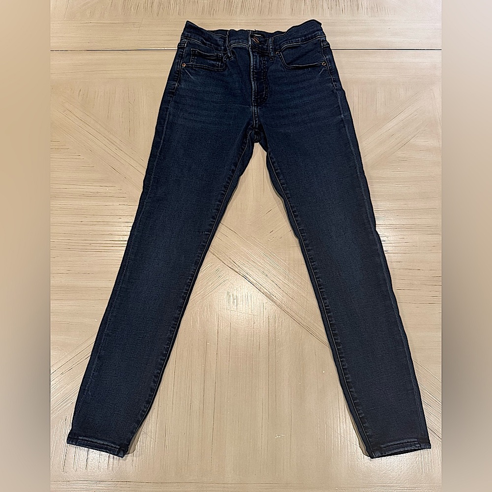 EXPRESS Mid Rise Dark Wash Skinny Jeans – Size 6 Regular - Picture 9 of 16